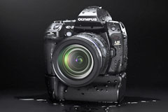 olympus e-3 with hdl-4 grip